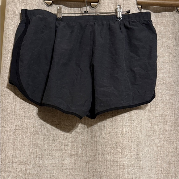 Nike Women's Charcoal Athletic Shorts XXL - Picture 3 of 3